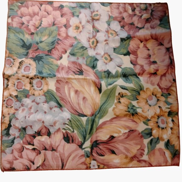 Pink Floral Print Fabric Napkins 15 x 15 Cottage Farmhouse Country Lot 4 - Picture 5 of 5